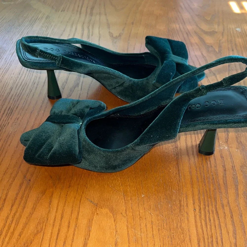 B.O.G. Collective  Green Velvet Slingback Heels size 7 - Picture 7 of 8